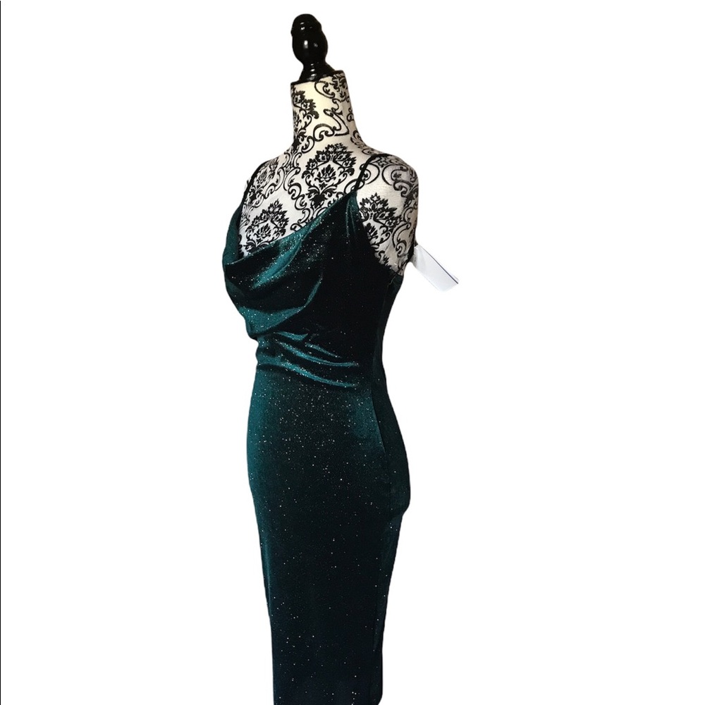 IRIS EMERAD GREEN VELVET DRESS - Picture 2 of 5